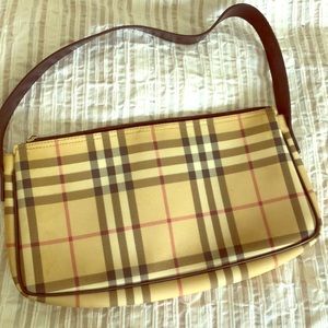 Burberry purse